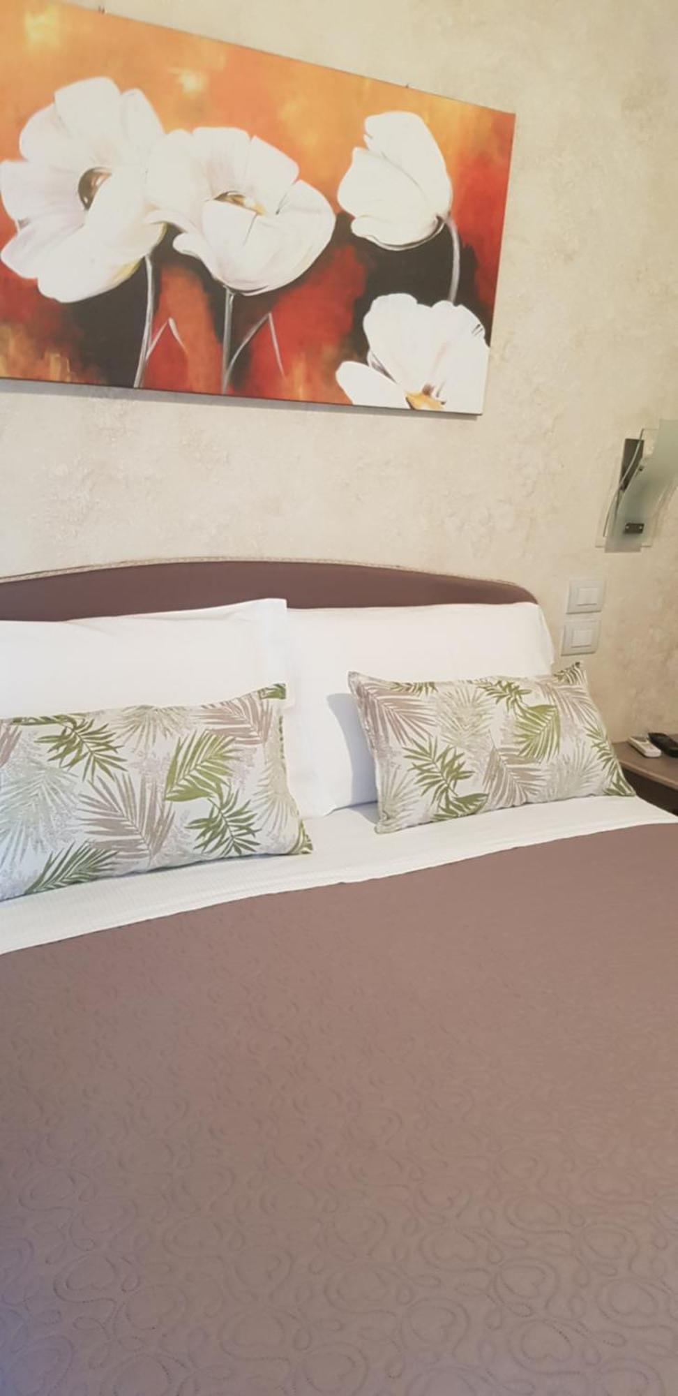 Hotel Margherita Meuble Sirmione Ngoại thất bức ảnh
