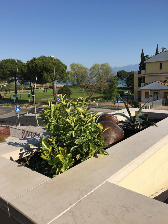 Hotel Margherita Meuble Sirmione Ngoại thất bức ảnh